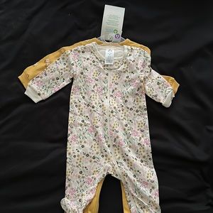 Carters Footie Pajamas 2 Piece Set 0-3 Months